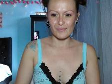 Webcam seks optredens met de sensuele cam dame Chennellsexy, afkomst Latijns-Amerika