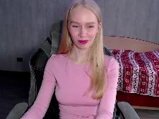 De Arabische cam girl BlondiAngel tijdens een van der webcam sex uitvoeringen