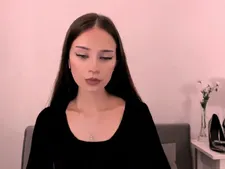 De Europese cam vrouw EmilyBelle tijdens één van haar webcamsex shows