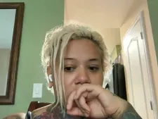 AshleyAve 3