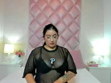 MakenzieC 3
