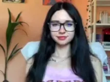 VanessaGold 32
