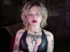 LolaHorny 182