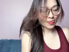 Selena295 183